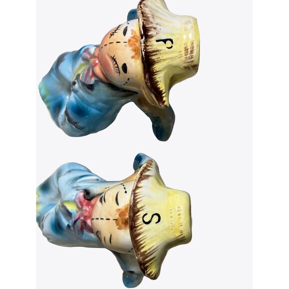 Scarecrow Salt and Pepper Vintage Shaker Set - Picture 4 of 10